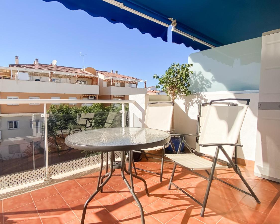 Escapada Familiar En Torrox Costa A 100M De La Playa, Vistas Al Mar Y Parking Gratis Apartman Kültér fotó